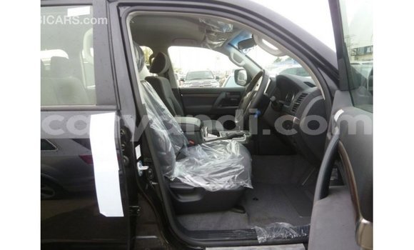 Nunua Imported Toyota Land Cruiser Nyeusi Gari ndani ya Import - Dubai nchini Zambia Nunua Imported Toyota Land Cruiser Nyeusi Gari ndani ya Import - Dubai nchini Zambia