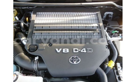 Nunua Imported Toyota Land Cruiser Nyeusi Gari ndani ya Import - Dubai nchini Zambia Nunua Imported Toyota Land Cruiser Nyeusi Gari ndani ya Import - Dubai nchini Zambia
