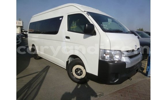Nunua Imported Toyota Hiace Nyeupe Gari ndani ya Import - Dubai nchini Zambia Nunua Imported Toyota Hiace Nyeupe Gari ndani ya Import - Dubai nchini Zambia