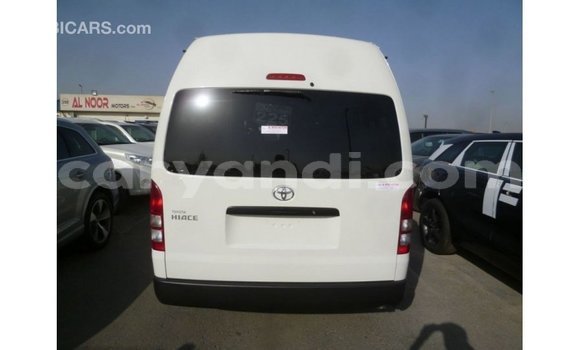 Nunua Imported Toyota Hiace Nyeupe Gari ndani ya Import - Dubai nchini Zambia Nunua Imported Toyota Hiace Nyeupe Gari ndani ya Import - Dubai nchini Zambia