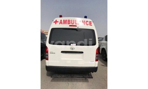 Nunua Imported Toyota Hiace Nyeupe Gari ndani ya Import - Dubai nchini Zambia Nunua Imported Toyota Hiace Nyeupe Gari ndani ya Import - Dubai nchini Zambia