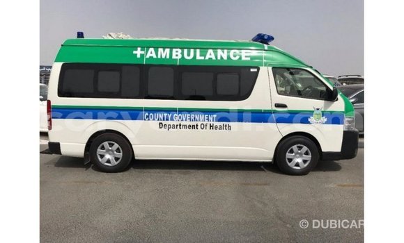 Nunua Imported Toyota Hiace Nyeupe Gari ndani ya Import - Dubai nchini Zambia Nunua Imported Toyota Hiace Nyeupe Gari ndani ya Import - Dubai nchini Zambia