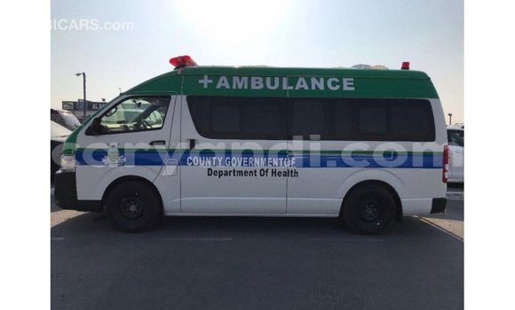 Nunua Imported Toyota Hiace Nyeupe Gari ndani ya Import - Dubai nchini Zambia Nunua Imported Toyota Hiace Nyeupe Gari ndani ya Import - Dubai nchini Zambia