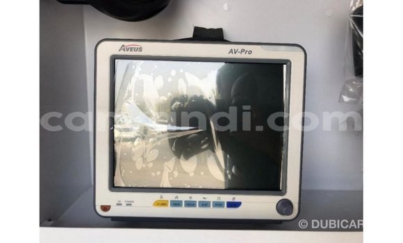 Nunua Imported Toyota Hiace Nyeupe Gari ndani ya Import - Dubai nchini Zambia Nunua Imported Toyota Hiace Nyeupe Gari ndani ya Import - Dubai nchini Zambia