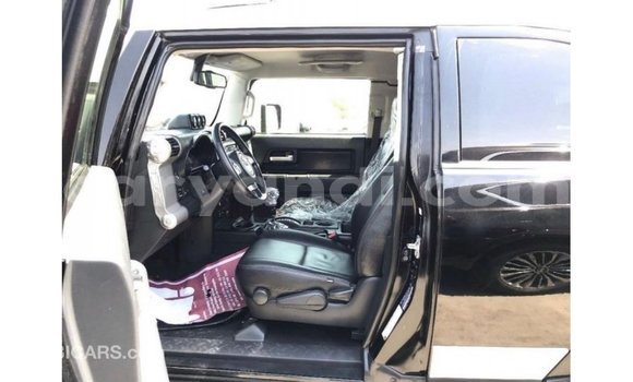 Tenga Imported Toyota FJ Cruiser Nhema Mota in Import - Dubai in Zambia Tenga Imported Toyota FJ Cruiser Nhema Mota in Import - Dubai in Zambia