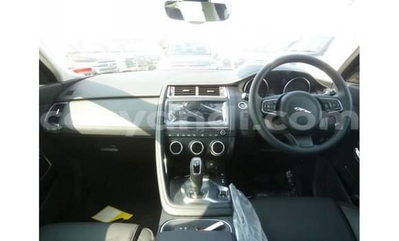 Nunua Imported Jaguar E-Pace Nyeupe Gari ndani ya Import - Dubai nchini Zambia Nunua Imported Jaguar E-Pace Nyeupe Gari ndani ya Import - Dubai nchini Zambia