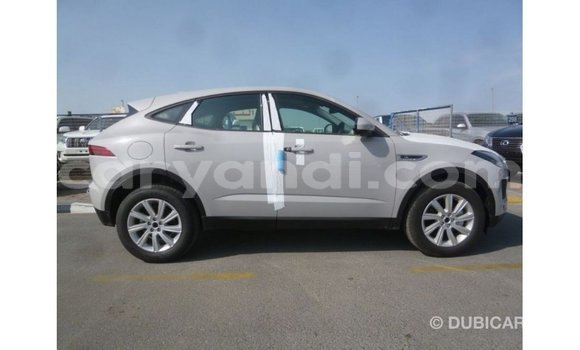 Nunua Imported Jaguar E-Pace Nyeupe Gari ndani ya Import - Dubai nchini Zambia Nunua Imported Jaguar E-Pace Nyeupe Gari ndani ya Import - Dubai nchini Zambia