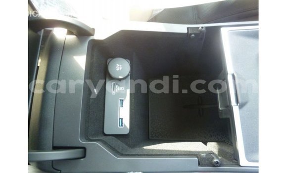 Nunua Imported Jaguar E-Pace Nyeupe Gari ndani ya Import - Dubai nchini Zambia Nunua Imported Jaguar E-Pace Nyeupe Gari ndani ya Import - Dubai nchini Zambia