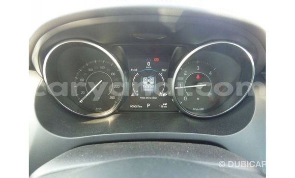 Nunua Imported Jaguar E-Pace Nyeupe Gari ndani ya Import - Dubai nchini Zambia Nunua Imported Jaguar E-Pace Nyeupe Gari ndani ya Import - Dubai nchini Zambia