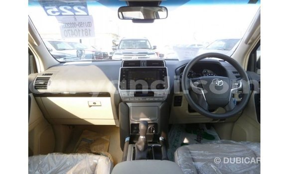 Nunua Imported Toyota Prado Nyeusi Gari ndani ya Import - Dubai nchini Zambia Nunua Imported Toyota Prado Nyeusi Gari ndani ya Import - Dubai nchini Zambia
