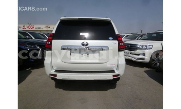 Nunua Imported Toyota Prado Nyeupe Gari ndani ya Import - Dubai nchini Zambia Nunua Imported Toyota Prado Nyeupe Gari ndani ya Import - Dubai nchini Zambia