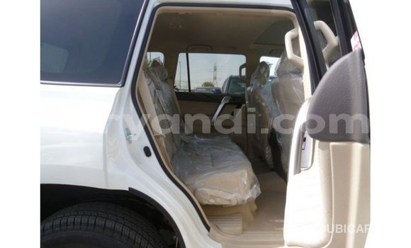 Nunua Imported Toyota Prado Nyeupe Gari ndani ya Import - Dubai nchini Zambia Nunua Imported Toyota Prado Nyeupe Gari ndani ya Import - Dubai nchini Zambia