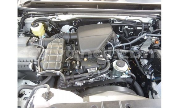 Nunua Imported Toyota Prado Nyeupe Gari ndani ya Import - Dubai nchini Zambia Nunua Imported Toyota Prado Nyeupe Gari ndani ya Import - Dubai nchini Zambia