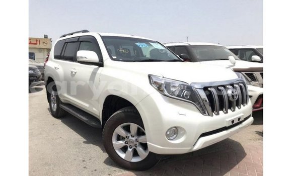 Nunua Imported Toyota Prado Nyeupe Gari ndani ya Import - Dubai nchini Zambia Nunua Imported Toyota Prado Nyeupe Gari ndani ya Import - Dubai nchini Zambia