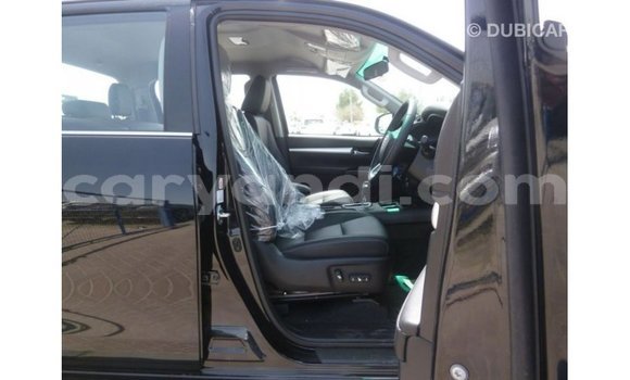 Acheter Import Voiture Toyota Hilux Noir à Import - Dubai, Zambie Acheter Import Voiture Toyota Hilux Noir à Import - Dubai, Zambie