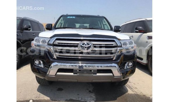 Nunua Imported Toyota Land Cruiser Nyeusi Gari ndani ya Import - Dubai nchini Zambia Nunua Imported Toyota Land Cruiser Nyeusi Gari ndani ya Import - Dubai nchini Zambia