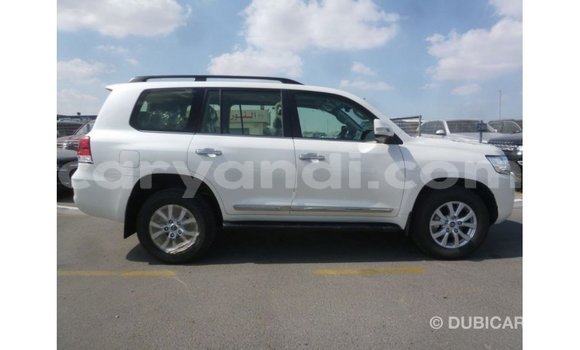 Buy Import Toyota Land Cruiser White Car in Import - Dubai in Zambia Buy Import Toyota Land Cruiser White Car in Import - Dubai in Zambia