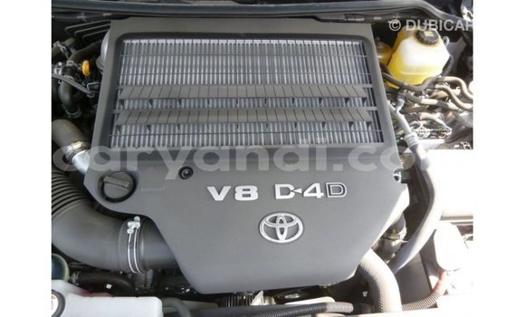 Buy Import Toyota Land Cruiser White Car in Import - Dubai in Zambia Buy Import Toyota Land Cruiser White Car in Import - Dubai in Zambia