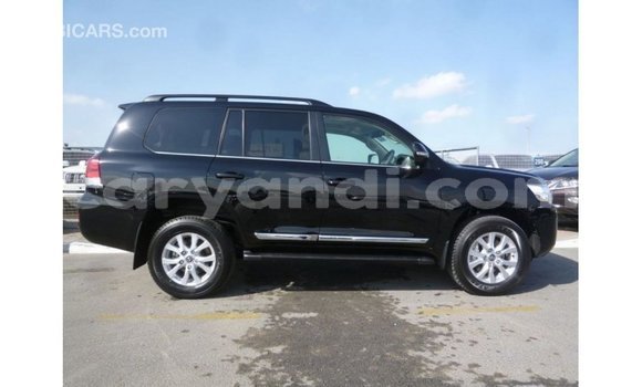 Nunua Imported Toyota Land Cruiser Nyeusi Gari ndani ya Import - Dubai nchini Zambia Nunua Imported Toyota Land Cruiser Nyeusi Gari ndani ya Import - Dubai nchini Zambia