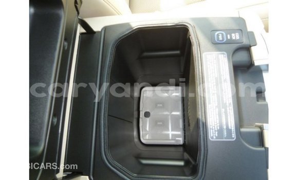 Nunua Imported Toyota Land Cruiser Nyeusi Gari ndani ya Import - Dubai nchini Zambia Nunua Imported Toyota Land Cruiser Nyeusi Gari ndani ya Import - Dubai nchini Zambia