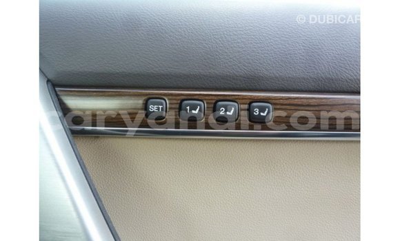 Nunua Imported Toyota Land Cruiser Nyeusi Gari ndani ya Import - Dubai nchini Zambia Nunua Imported Toyota Land Cruiser Nyeusi Gari ndani ya Import - Dubai nchini Zambia