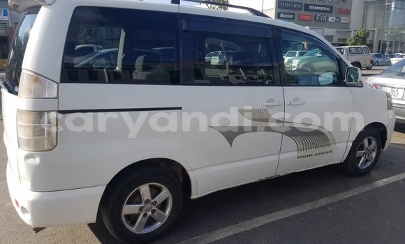 Tenga Tsaru Toyota Voxy Chena Mota in Lusaka in Zambia Tenga Tsaru Toyota Voxy Chena Mota in Lusaka in Zambia