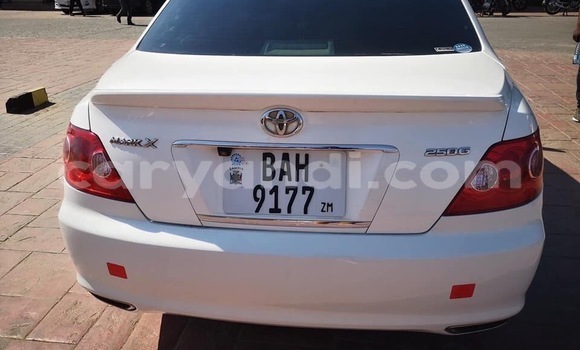 Acheter Occasion Voiture Toyota Mark X Blanc à Lusaka, Zambie Acheter Occasion Voiture Toyota Mark X Blanc à Lusaka, Zambie