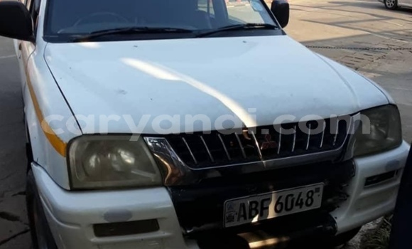Buy Used Mitsubishi L200 White Car in Lusaka in Zambia Buy Used Mitsubishi L200 White Car in Lusaka in Zambia
