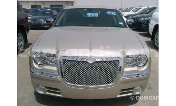Tenga Imported Chrysler 300 Beige Mota in Import - Dubai in Zambia Tenga Imported Chrysler 300 Beige Mota in Import - Dubai in Zambia
