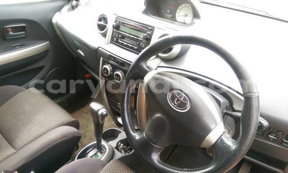 Acheter Occasion Voiture Toyota IST Blanc à Chingola, Zambie Acheter Occasion Voiture Toyota IST Blanc à Chingola, Zambie