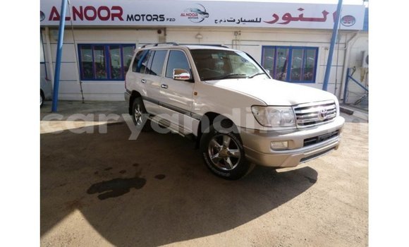 Nunua Imported Toyota Land Cruiser Nyeupe Gari ndani ya Import - Dubai nchini Zambia Nunua Imported Toyota Land Cruiser Nyeupe Gari ndani ya Import - Dubai nchini Zambia