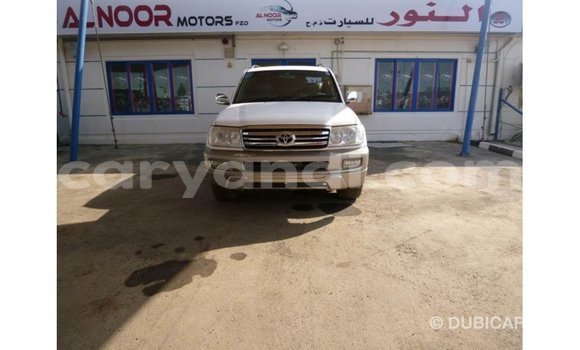 Nunua Imported Toyota Land Cruiser Nyeupe Gari ndani ya Import - Dubai nchini Zambia Nunua Imported Toyota Land Cruiser Nyeupe Gari ndani ya Import - Dubai nchini Zambia