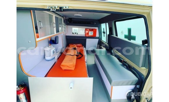 Buy Import Toyota Land Cruiser Beige Car in Import - Dubai in Zambia Buy Import Toyota Land Cruiser Beige Car in Import - Dubai in Zambia