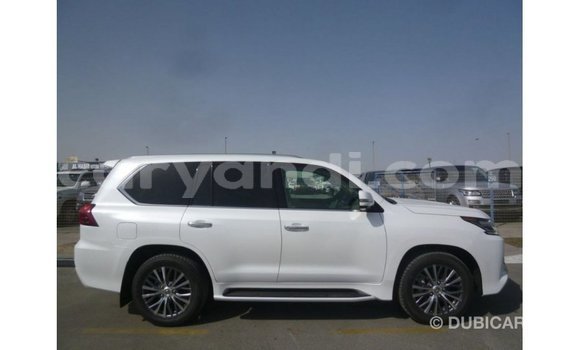 Nunua Imported Lexus LX Nyeupe Gari ndani ya Import - Dubai nchini Zambia Nunua Imported Lexus LX Nyeupe Gari ndani ya Import - Dubai nchini Zambia