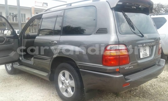 Acheter Occasion Voiture Toyota Land Cruiser Noir à Lusaka, Zambie Acheter Occasion Voiture Toyota Land Cruiser Noir à Lusaka, Zambie