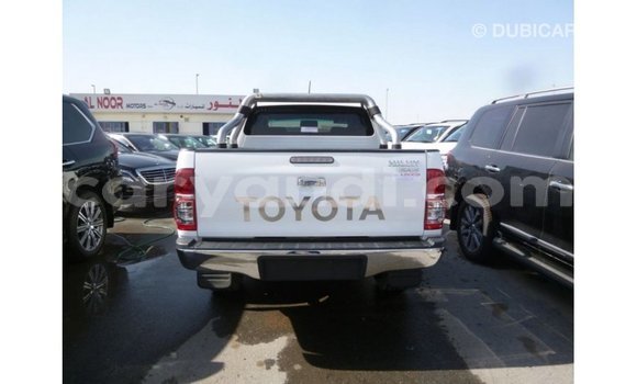 Buy Import Toyota Hilux White Car in Import - Dubai in Zambia Buy Import Toyota Hilux White Car in Import - Dubai in Zambia