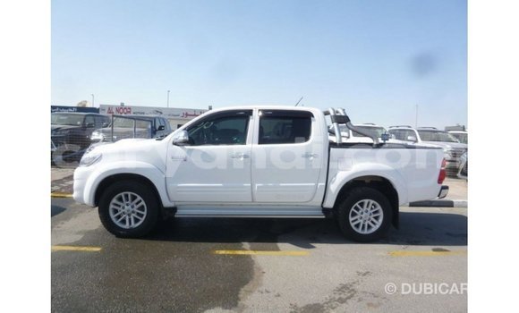 Buy Import Toyota Hilux White Car in Import - Dubai in Zambia Buy Import Toyota Hilux White Car in Import - Dubai in Zambia