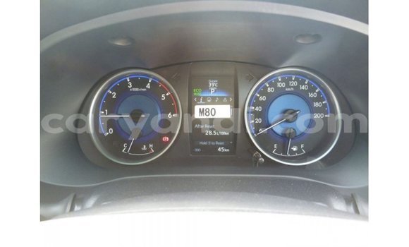 Nunua Imported Toyota Hilux Nyeusi Gari ndani ya Import - Dubai nchini Zambia Nunua Imported Toyota Hilux Nyeusi Gari ndani ya Import - Dubai nchini Zambia