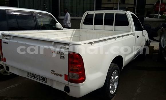 Buy Used Toyota Hilux White Car in Chipata in Zambia Buy Used Toyota Hilux White Car in Chipata in Zambia