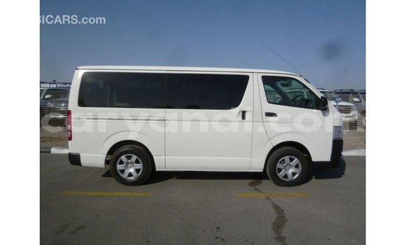 Nunua Imported Toyota Hiace Nyeupe Gari ndani ya Import - Dubai nchini Zambia Nunua Imported Toyota Hiace Nyeupe Gari ndani ya Import - Dubai nchini Zambia