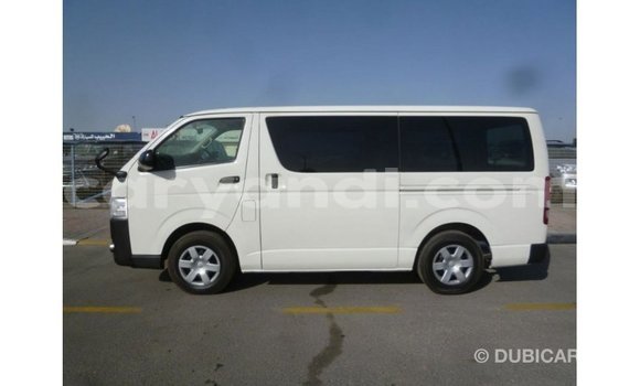 Nunua Imported Toyota Hiace Nyeupe Gari ndani ya Import - Dubai nchini Zambia Nunua Imported Toyota Hiace Nyeupe Gari ndani ya Import - Dubai nchini Zambia