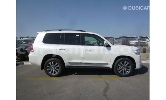 Buy Import Toyota Land Cruiser White Car in Import - Dubai in Zambia Buy Import Toyota Land Cruiser White Car in Import - Dubai in Zambia