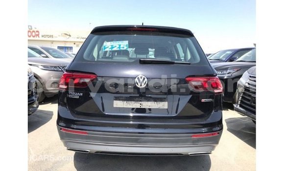 Acheter Import Voiture Volkswagen Tiguan Noir à Import - Dubai, Zambie Acheter Import Voiture Volkswagen Tiguan Noir à Import - Dubai, Zambie