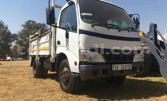 Tenga Tsaru Toyota Dyna Chena Mota in Lusaka in Zambia Tenga Tsaru Toyota Dyna Chena Mota in Lusaka in Zambia