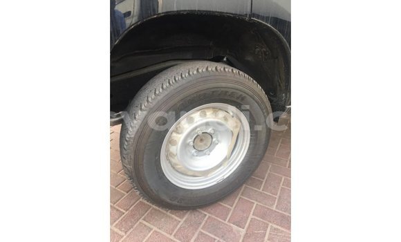 Nunua Imported Toyota Prado Nyeusi Gari ndani ya Import - Dubai nchini Zambia Nunua Imported Toyota Prado Nyeusi Gari ndani ya Import - Dubai nchini Zambia