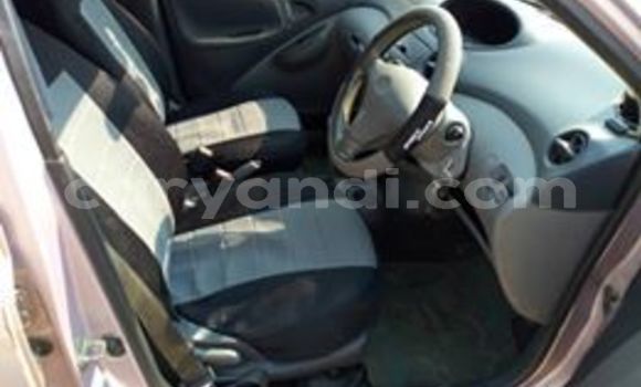 Acheter Occasion Voiture Toyota Vitz Gris à Lusaka, Zambie Acheter Occasion Voiture Toyota Vitz Gris à Lusaka, Zambie