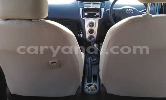 Acheter Occasion Voiture Toyota Vitz Bleu à Lusaka, Zambie Acheter Occasion Voiture Toyota Vitz Bleu à Lusaka, Zambie