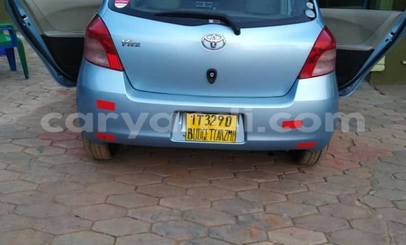 Acheter Occasion Voiture Toyota Vitz Bleu à Lusaka, Zambie Acheter Occasion Voiture Toyota Vitz Bleu à Lusaka, Zambie