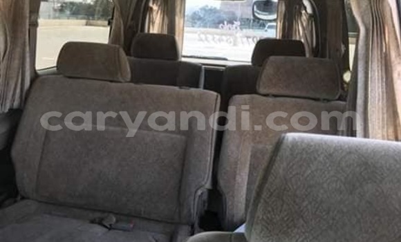 Acheter Occasion Voiture Nissan Elgrand Gris à Lusaka, Zambie Acheter Occasion Voiture Nissan Elgrand Gris à Lusaka, Zambie