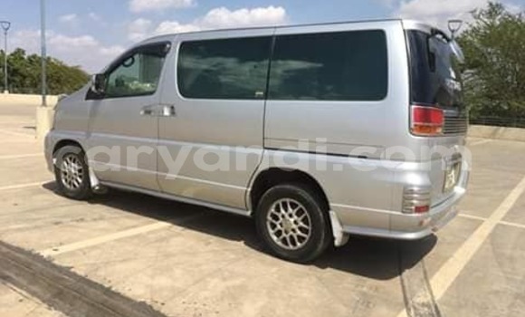Acheter Occasion Voiture Nissan Elgrand Gris à Lusaka, Zambie Acheter Occasion Voiture Nissan Elgrand Gris à Lusaka, Zambie